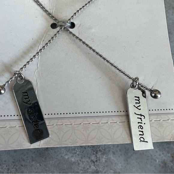 2 Hallmark greeting charm happy birthday my sister my friend - Picture 4 of 5